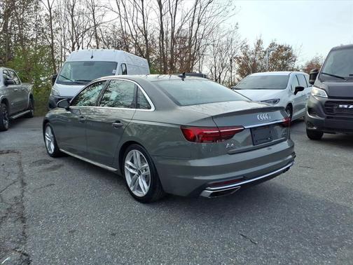 2023 Audi A4 45 S line Premium Plus