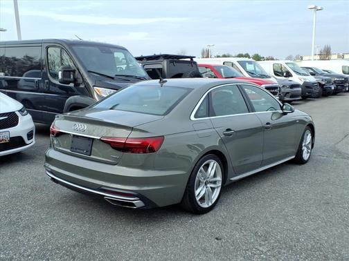 2023 Audi A4 45 S line Premium Plus