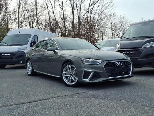 2023 Audi A4 45 S line Premium Plus