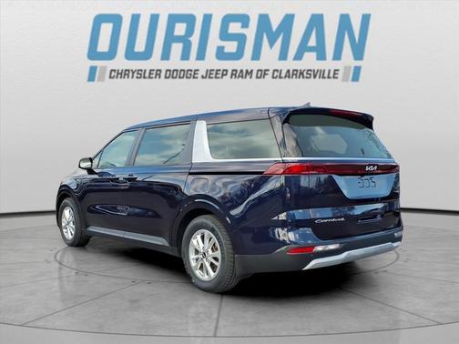 2022 Kia Carnival LX