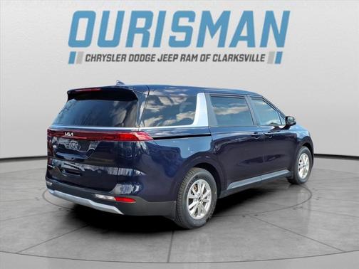 2022 Kia Carnival LX