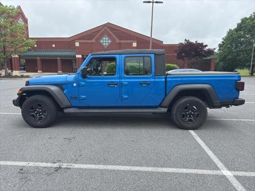 2021 Jeep Gladiator Sport