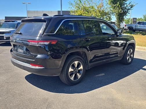 2023 Jeep Grand Cherokee 4xe Base