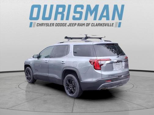 2022 GMC Acadia AWD AT4