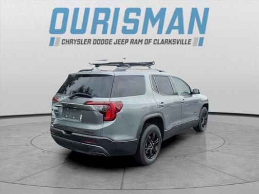 2022 GMC Acadia AWD AT4