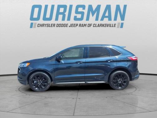 2023 Ford Edge SE