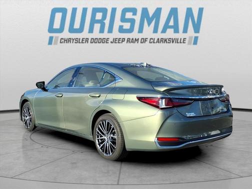 2024 Lexus ES 300h Base