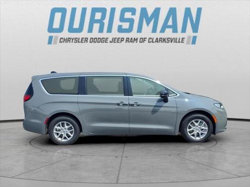2025 Chrysler Pacifica L