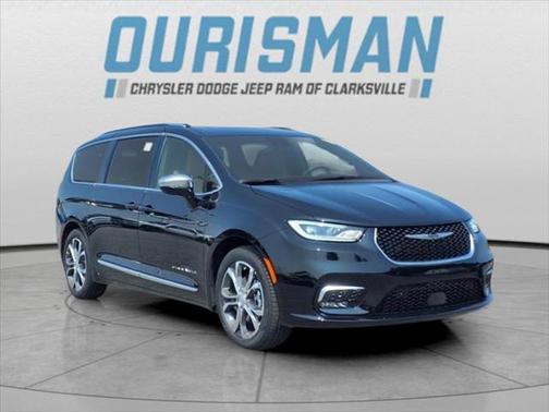 2025 Chrysler Pacifica L