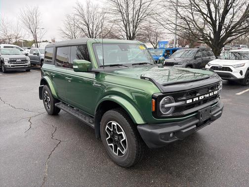2024 Ford Bronco Outer Banks