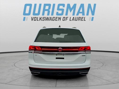 2024 Volkswagen Atlas 2.0T SE w/Technology 4MOTION