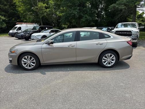 2022 Chevrolet Malibu FWD LT