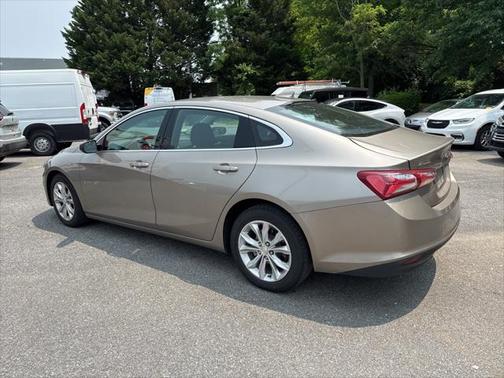 2022 Chevrolet Malibu FWD LT