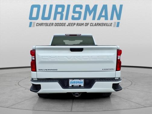 2022 Chevrolet Silverado 1500 Custom