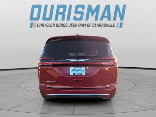 2026 Chrysler Pacifica L