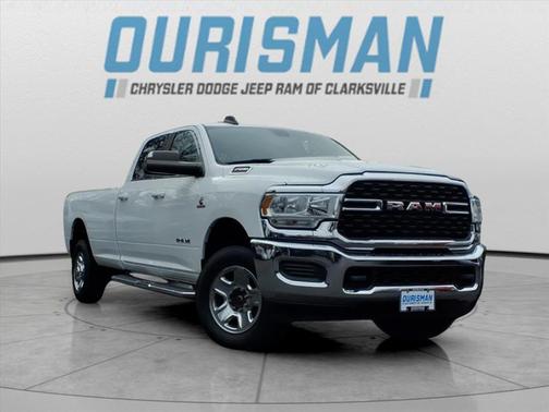 2022 RAM 2500 Big Horn Crew Cab 4x4 8' Box