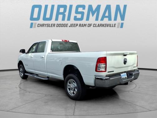 2022 RAM 2500 Big Horn Crew Cab 4x4 8' Box