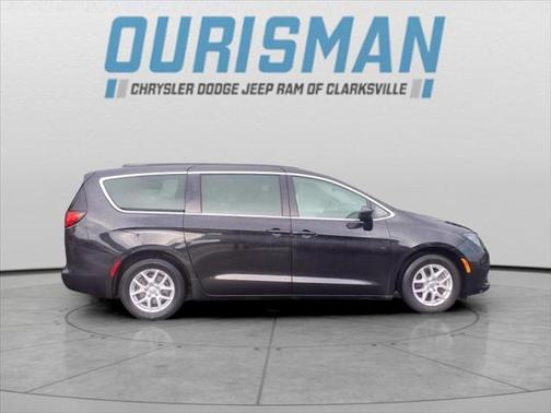 2020 Chrysler Voyager LXI