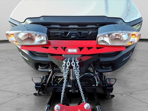 2025 RAM 2500 Tradesman Regular Cab 4x4 8' Box