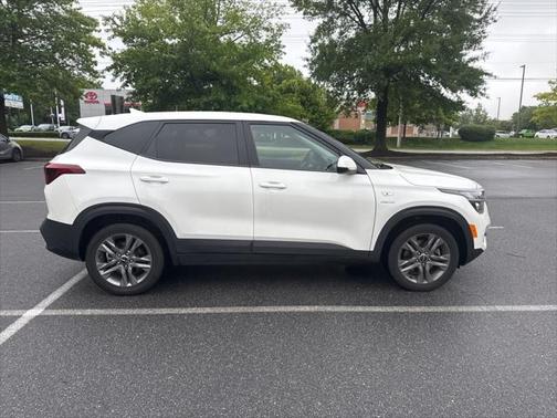 2022 Kia Seltos LX