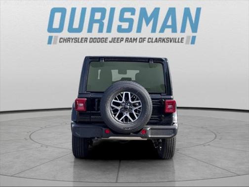 2025 Jeep Wrangler 4-Door Sahara 4x4
