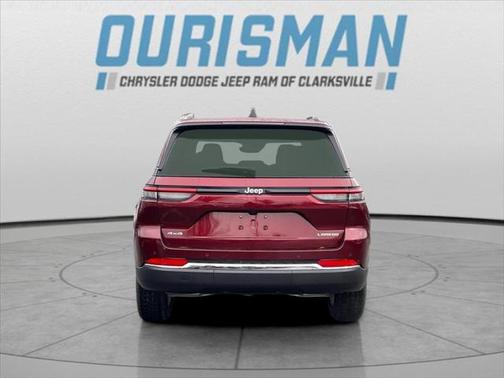 2025 Jeep Grand Cherokee Laredo