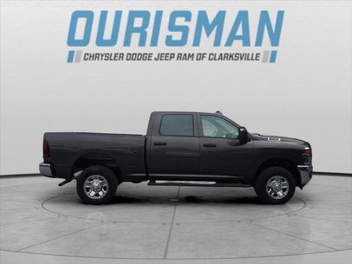 2025 RAM 2500 Tradesman Crew Cab 4x4 6'4' Box