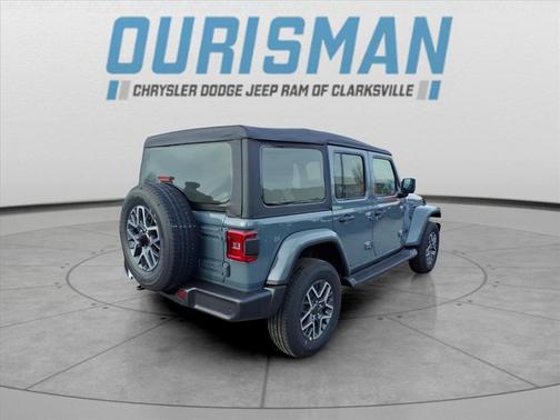 2026 Jeep Wrangler 4-Door Sahara 4x4