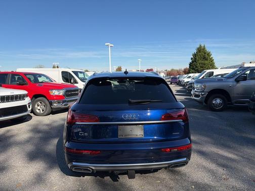 2022 Audi Q5 45 S line Premium