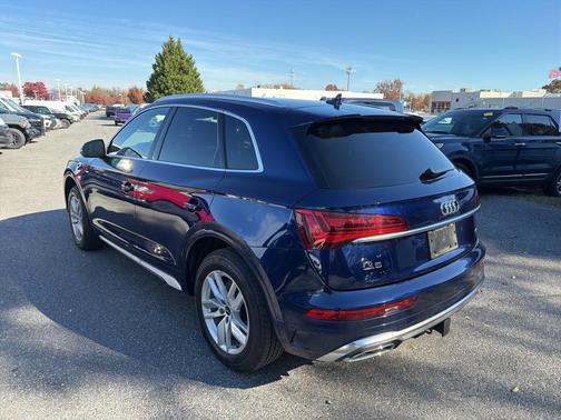 2022 Audi Q5 45 S line Premium