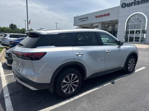 2023 INFINITI QX60 Pure