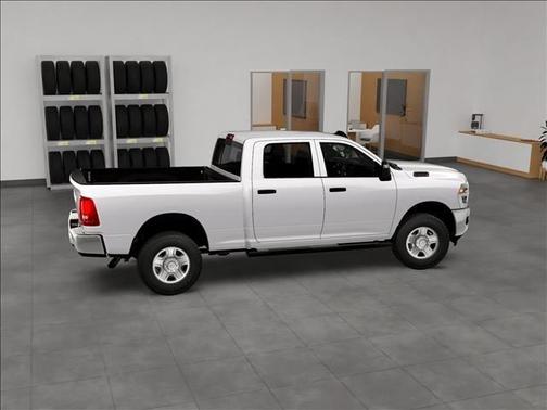 2026 RAM 2500 Tradesman Crew Cab 4x4 6'4' Box
