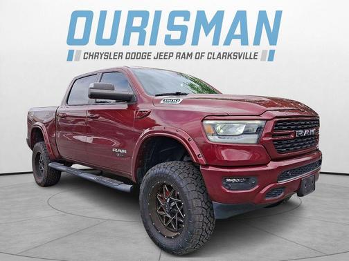Delmonico Red Pearlcoat 2023 RAM 1500 Big Horn/Lone Star
