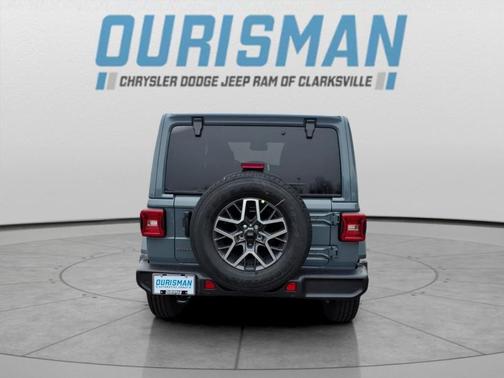 2026 Jeep Wrangler 4-Door Sahara 4x4