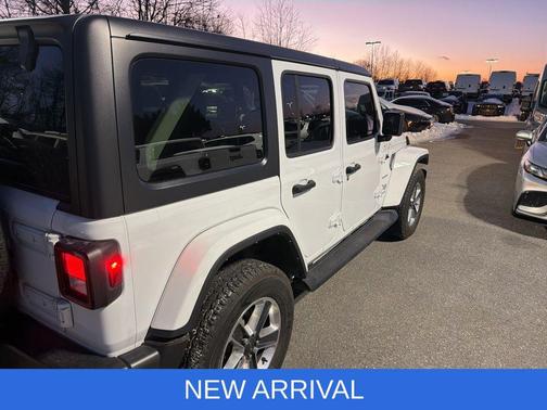 2022 Jeep Wrangler Unlimited Sahara