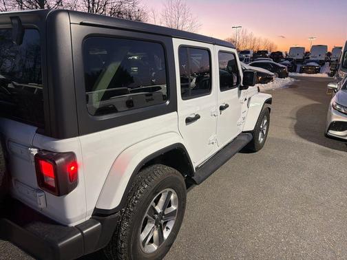 2022 Jeep Wrangler Unlimited Sahara