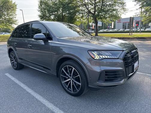 2021 Audi Q7 55 Premium Plus