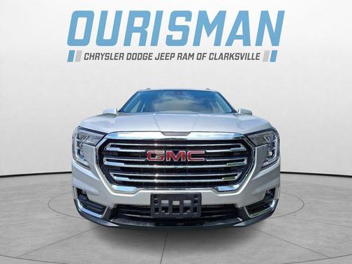 Quicksilver Metallic 2022 GMC Terrain SLT