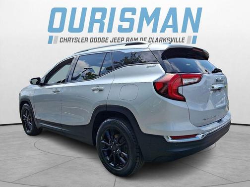 Quicksilver Metallic 2022 GMC Terrain SLT