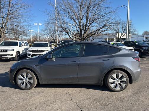 2023 Tesla Model Y Long Range Dual Motor All-Wheel Drive