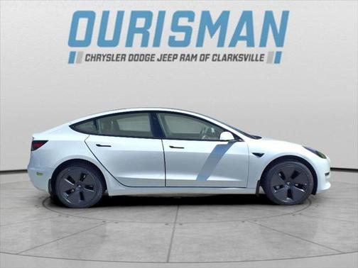 2023 Tesla Model 3 Standard Range