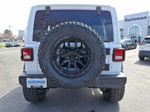Bright White Clearcoat 2025 Jeep Wrangler Sport S