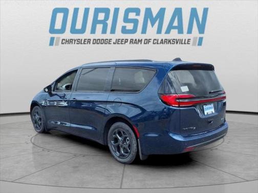 2025 Chrysler Pacifica Hybrid Premium S Appearance Pkg