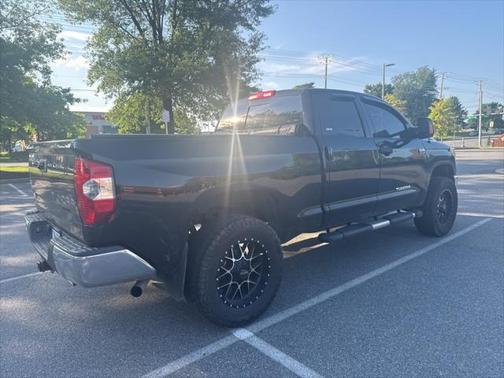 2014 Toyota Tundra SR5