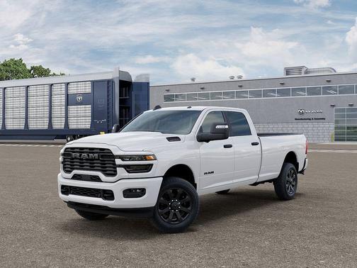 Bright White Clearcoat 2026 RAM 2500 Big Horn Crew Cab 4x4 8' Box