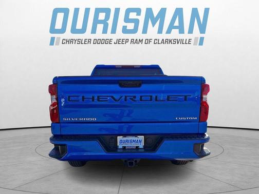 2025 Chevrolet Silverado 1500 Custom