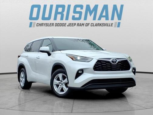 2024 Toyota Highlander LE
