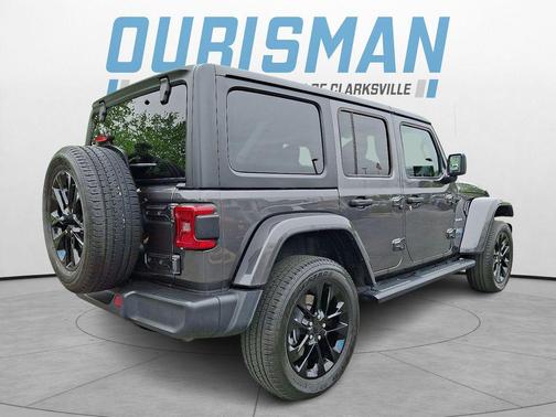 Granite Crystal Metallic Clearcoat 2023 Jeep Wrangler 4xe Sahara