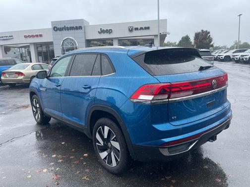 2024 Volkswagen Atlas Cross Sport 2.0T SE w/Technology 4MOTION