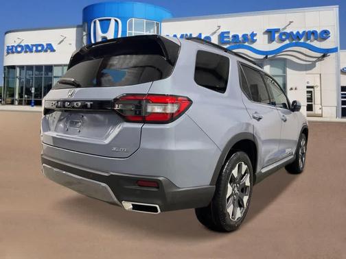 Sonic Gray Pearl 2026 Honda Pilot Elite